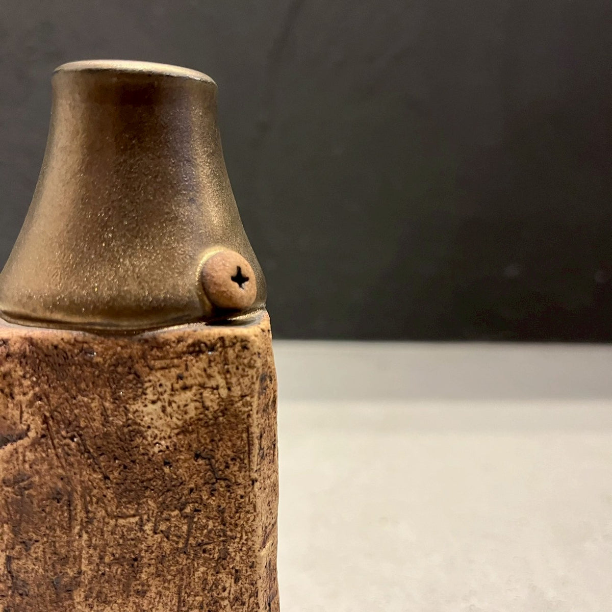 重厚感　花器　備前焼　24 花器 – nokaze｜陶器、和食器、うつわの通販