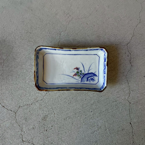 隅切長角皿（花）｜TATA Pottery