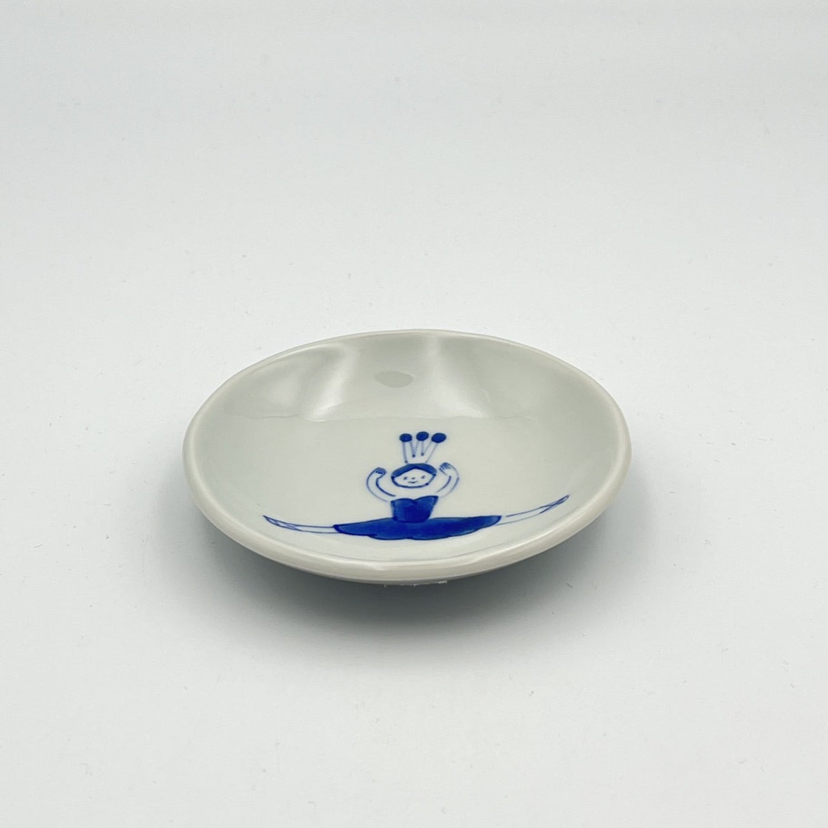 バレリーナ 丸小皿｜砥部焼 森陶房 – nokaze｜陶器、和食器、うつわの通販