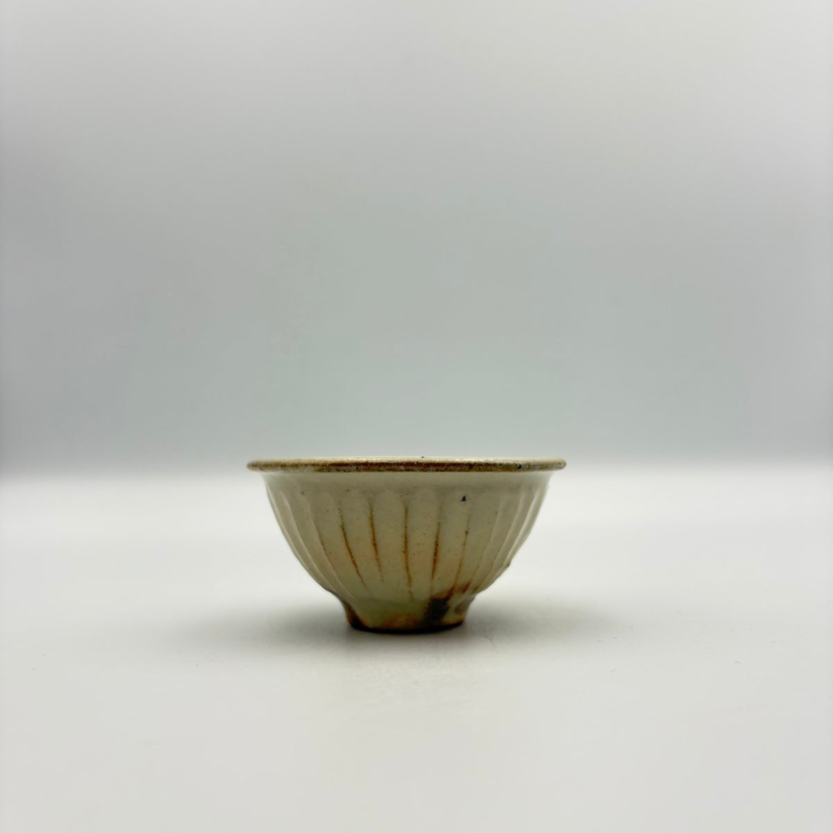 鉄散 しのぎぐいのみ｜古谷製陶所（信楽焼 陶器） – nokaze｜陶器、和