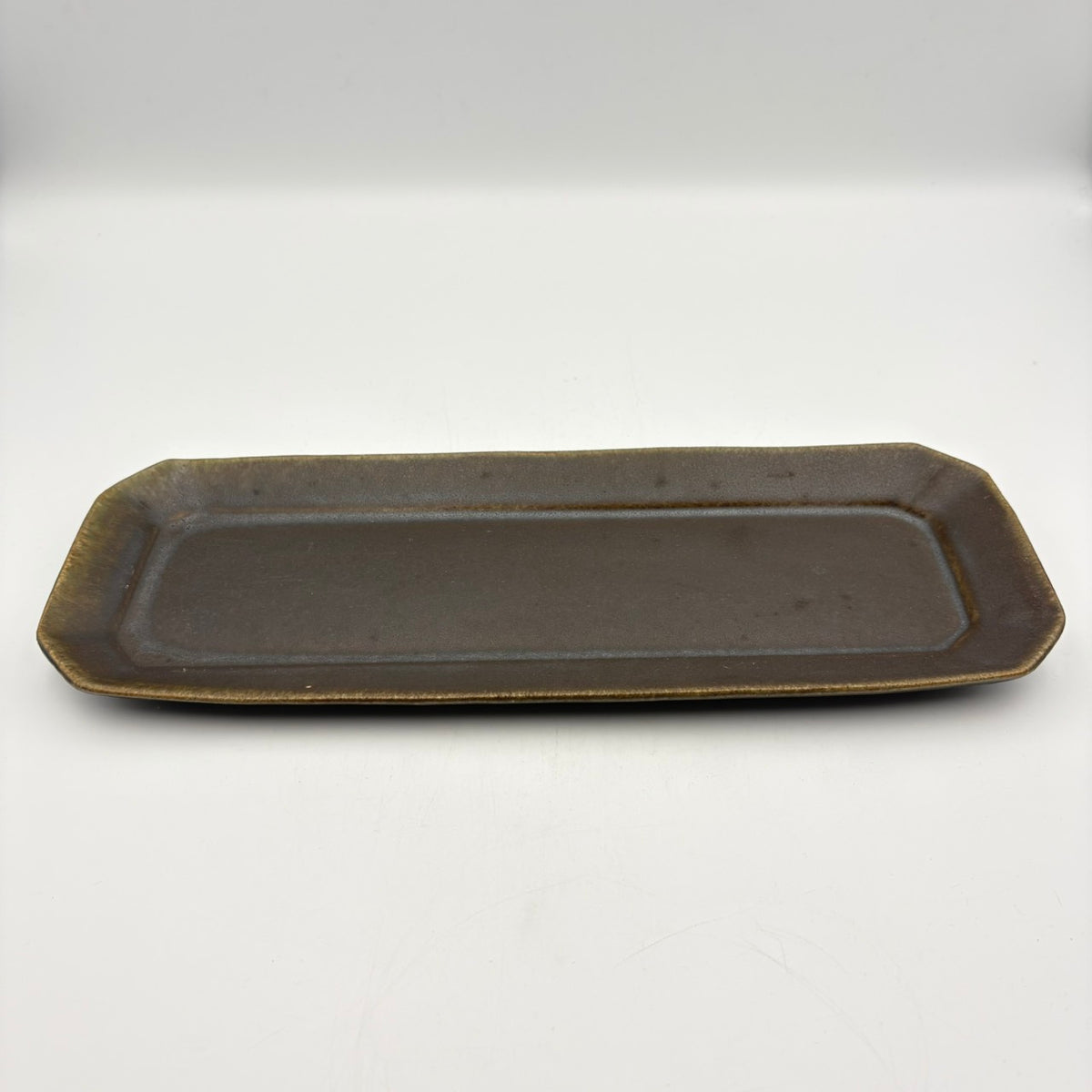 八角長皿 サビ釉｜古谷製陶所（信楽焼 陶器） – nokaze｜陶器、和食器