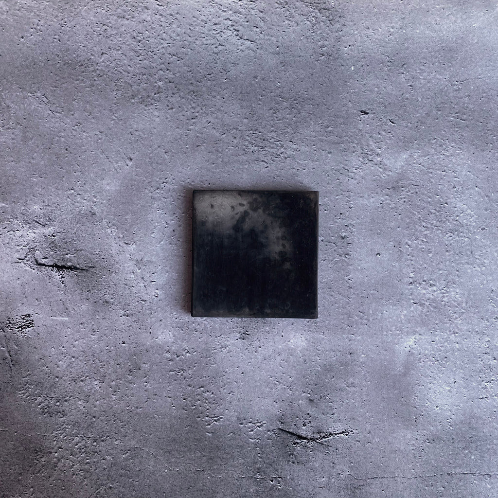 焼き締め　板皿　未使用 焼き締め板皿未使用