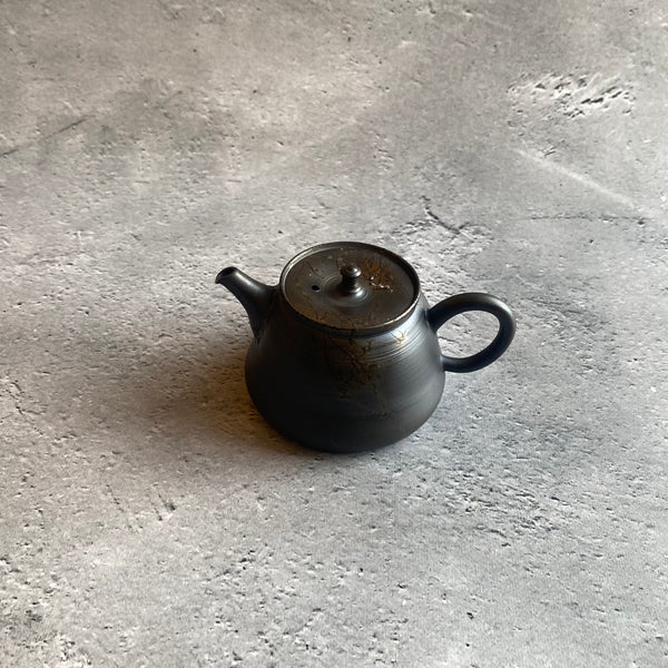 Artist Yutaro Yamada 61 Mokake Backhand Teapot