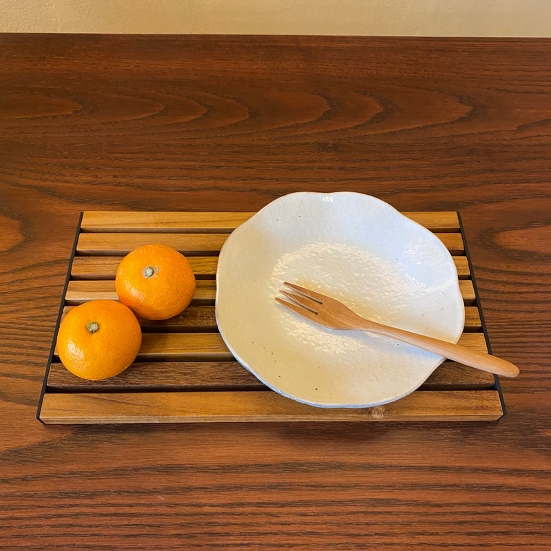 Furuya Pottery, Small Flower Plate, Iron Scattering