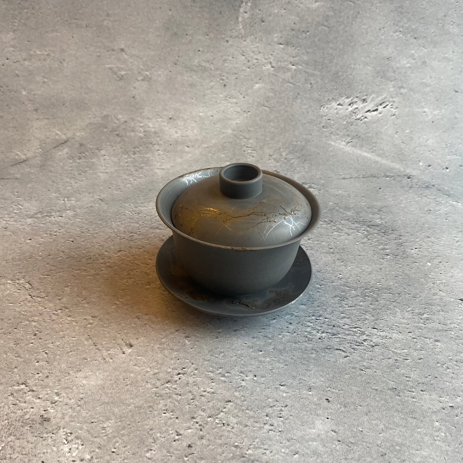 藻掛蓋碗 黒（130ml）｜作家 山田勇太郎（常滑 茶器） – nokaze