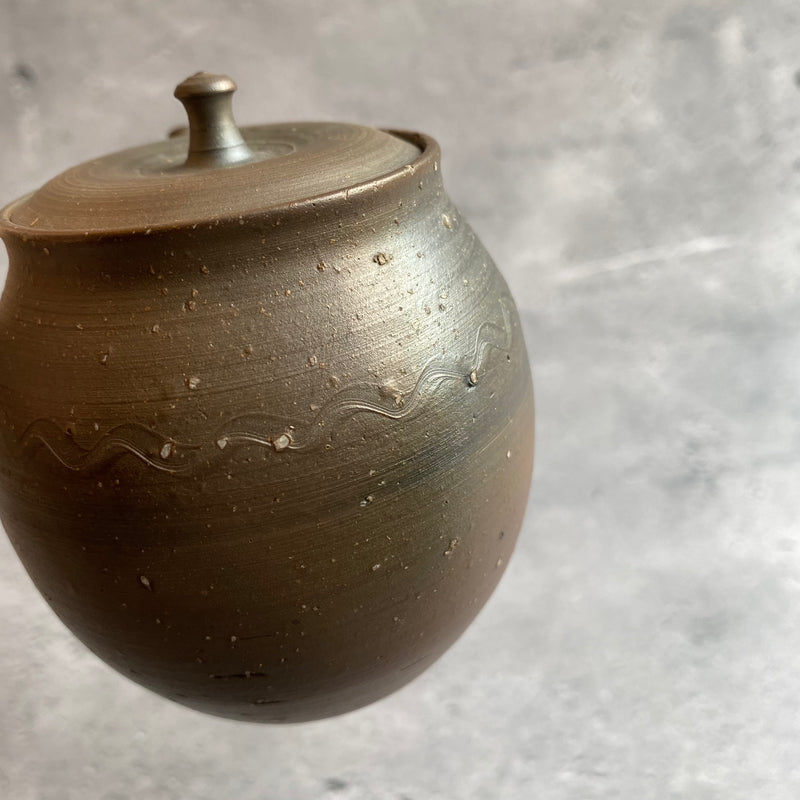 Red clay striped teapot (230ml) | Artist Yutaro Yamada (Tokoname Red clay striped teapot (230ml) | Artist Yutaro Yamada (Tokoname